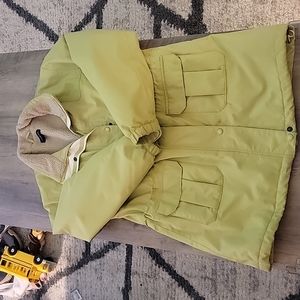 Lands end insulated water proof lime green coat jacket with sherpa size Medium